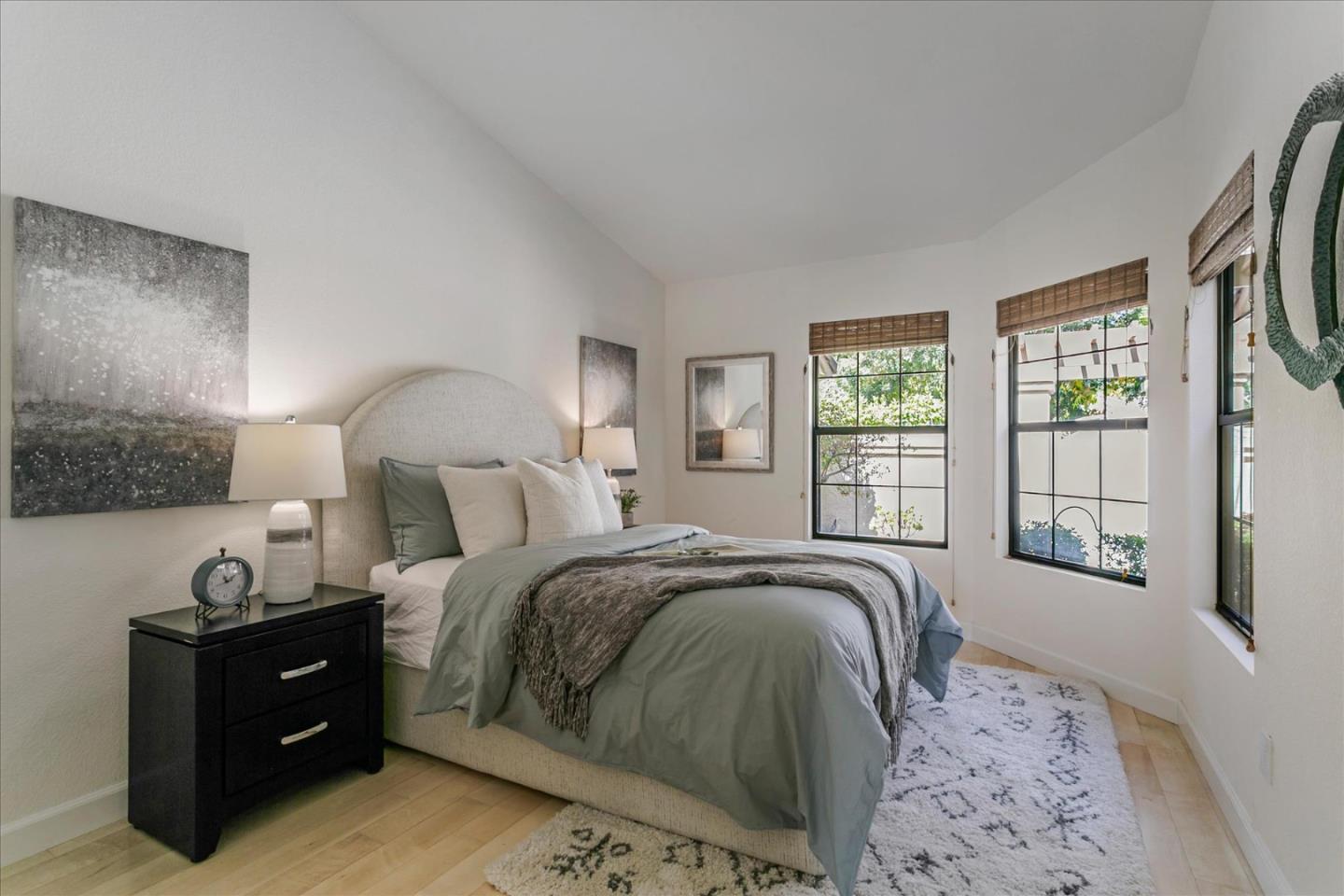 3324 Lake Albano CIR