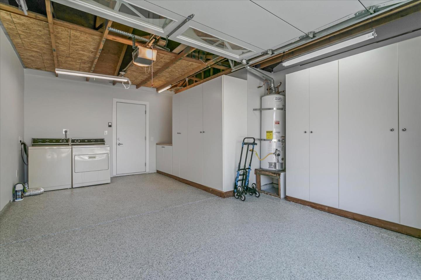 3324 Lake Albano CIR