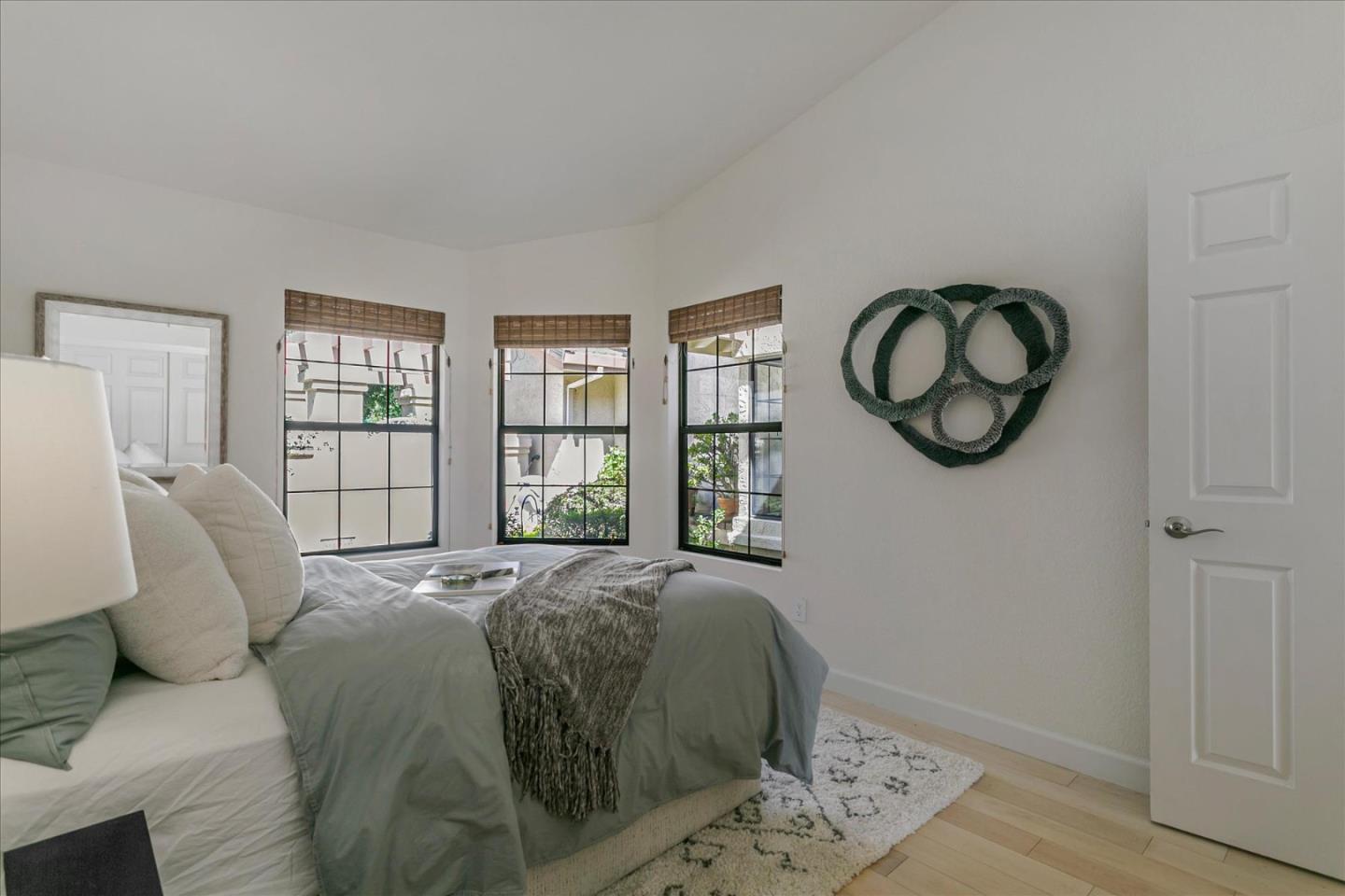 3324 Lake Albano CIR