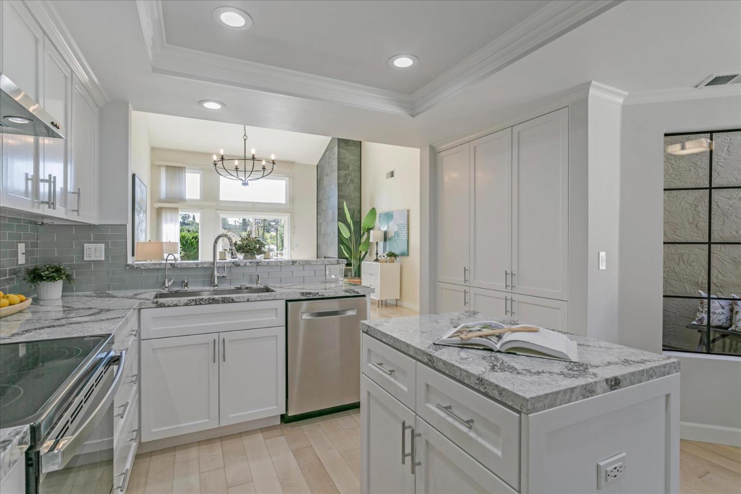 3324 Lake Albano CIR