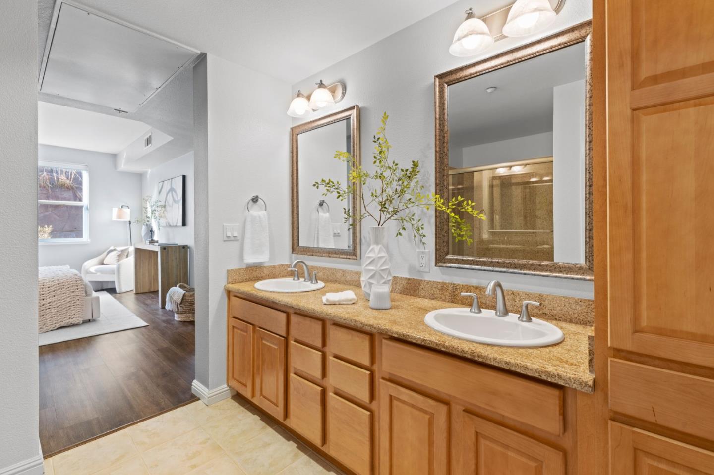 2250 Gellert Boulevard 2109