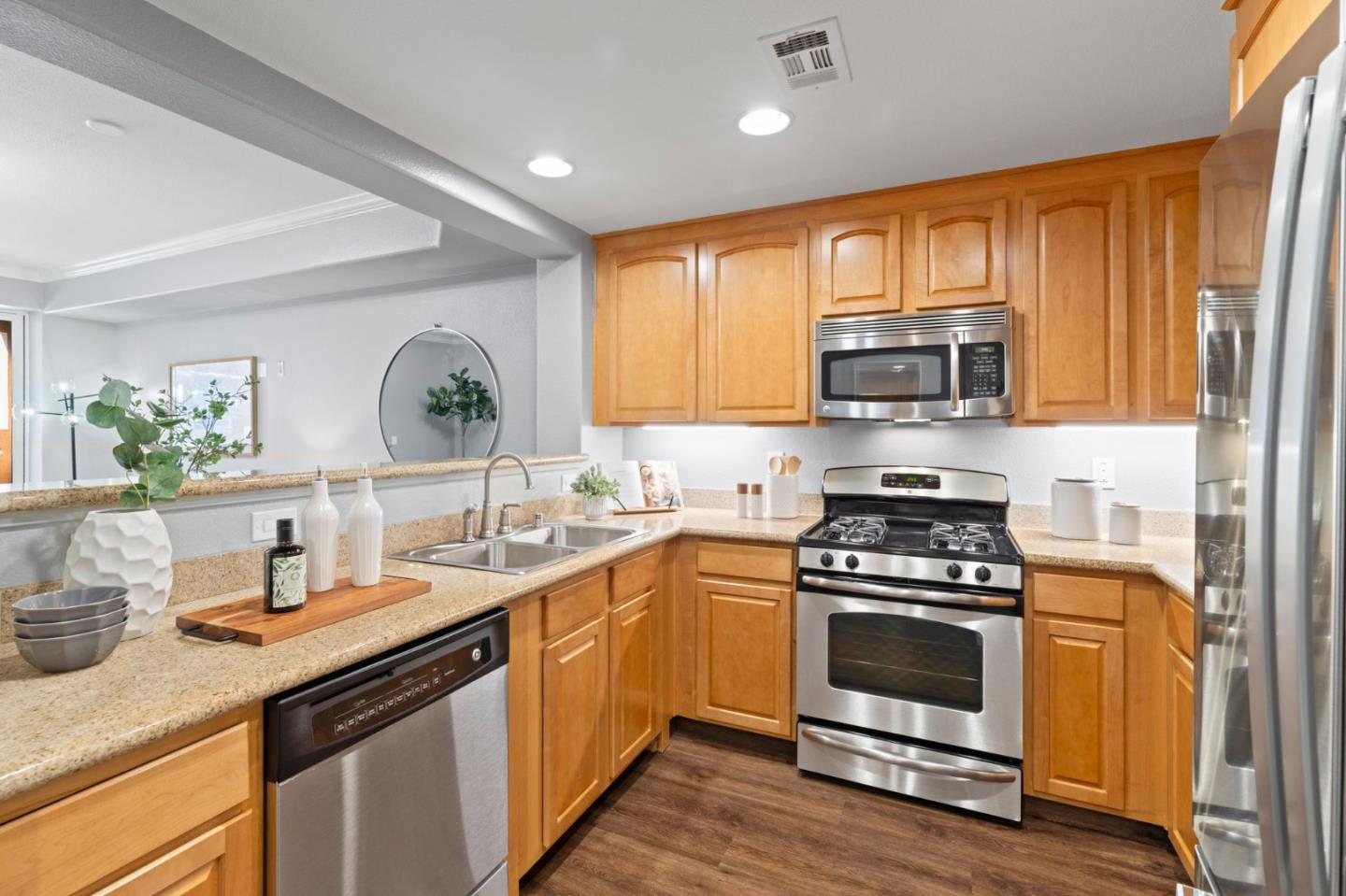 2250 Gellert Boulevard 2109