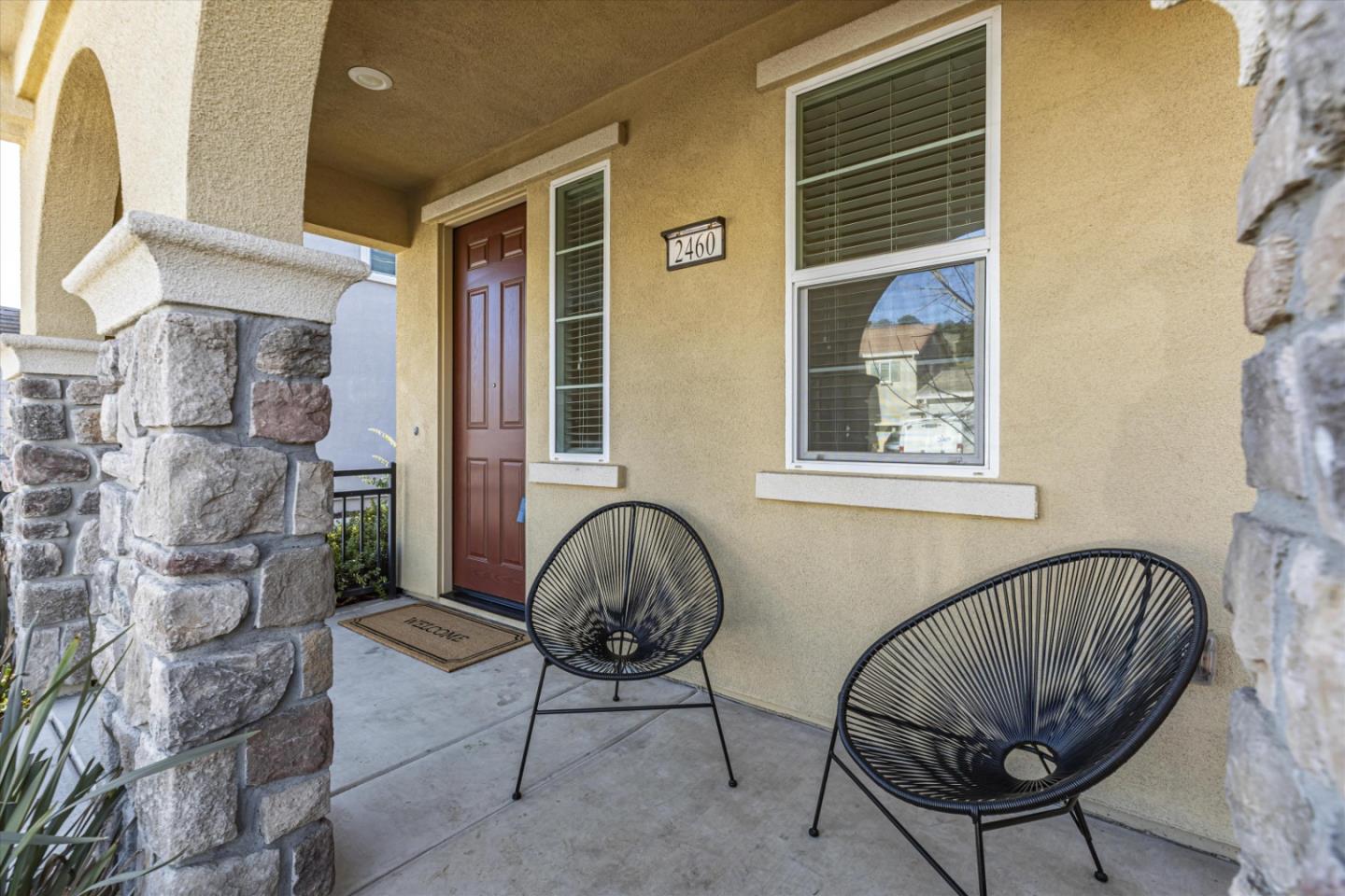 2460 Apple Tree Way