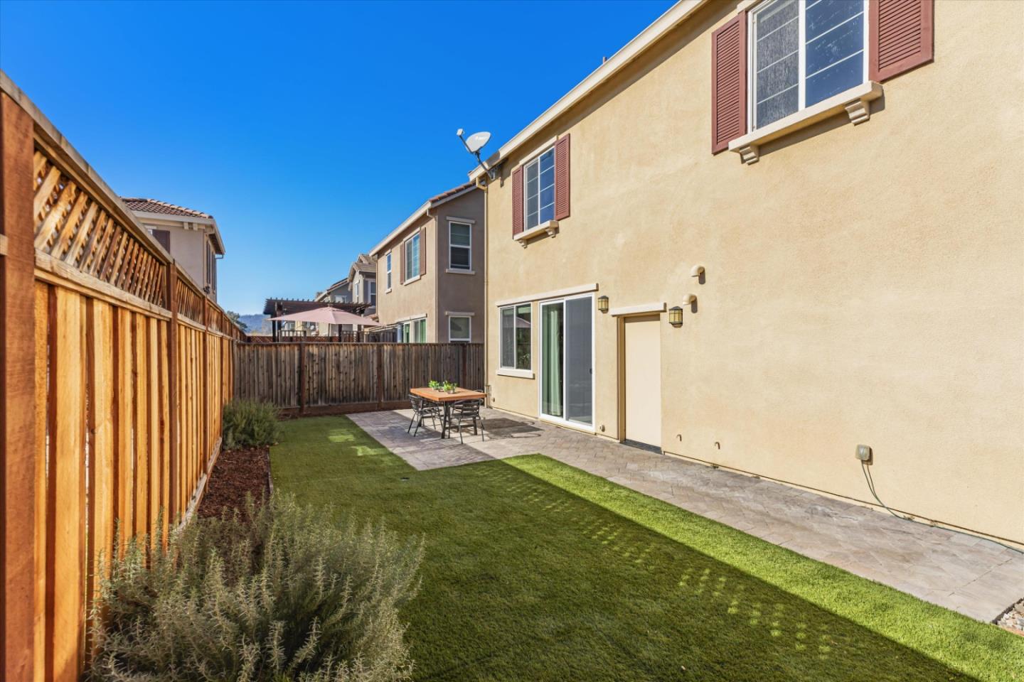2460 Apple Tree Way