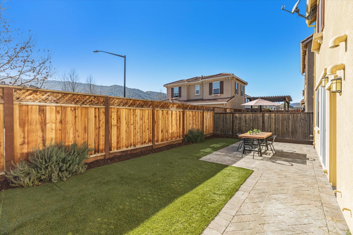 2460 Apple Tree Way