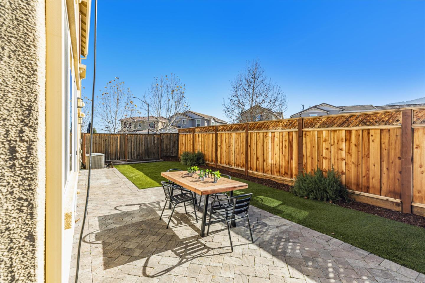 2460 Apple Tree Way