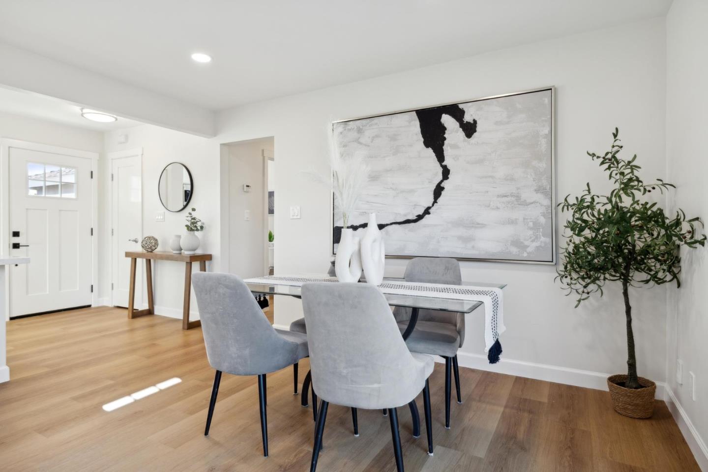 1421 Blossom Hill RD