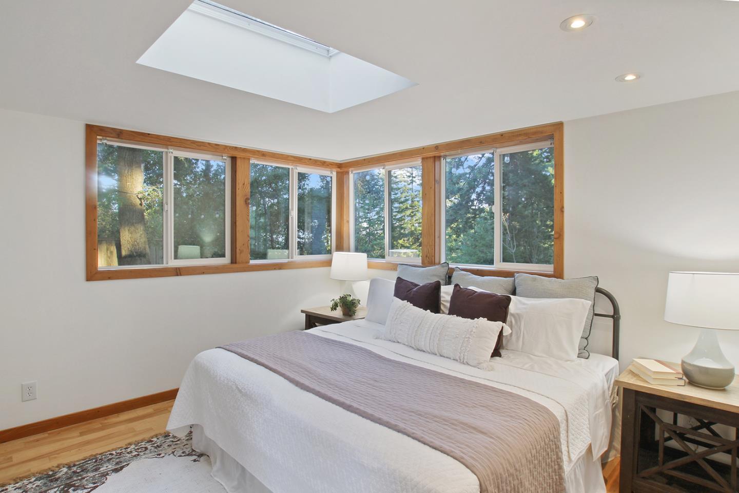 12 Skylonda Drive