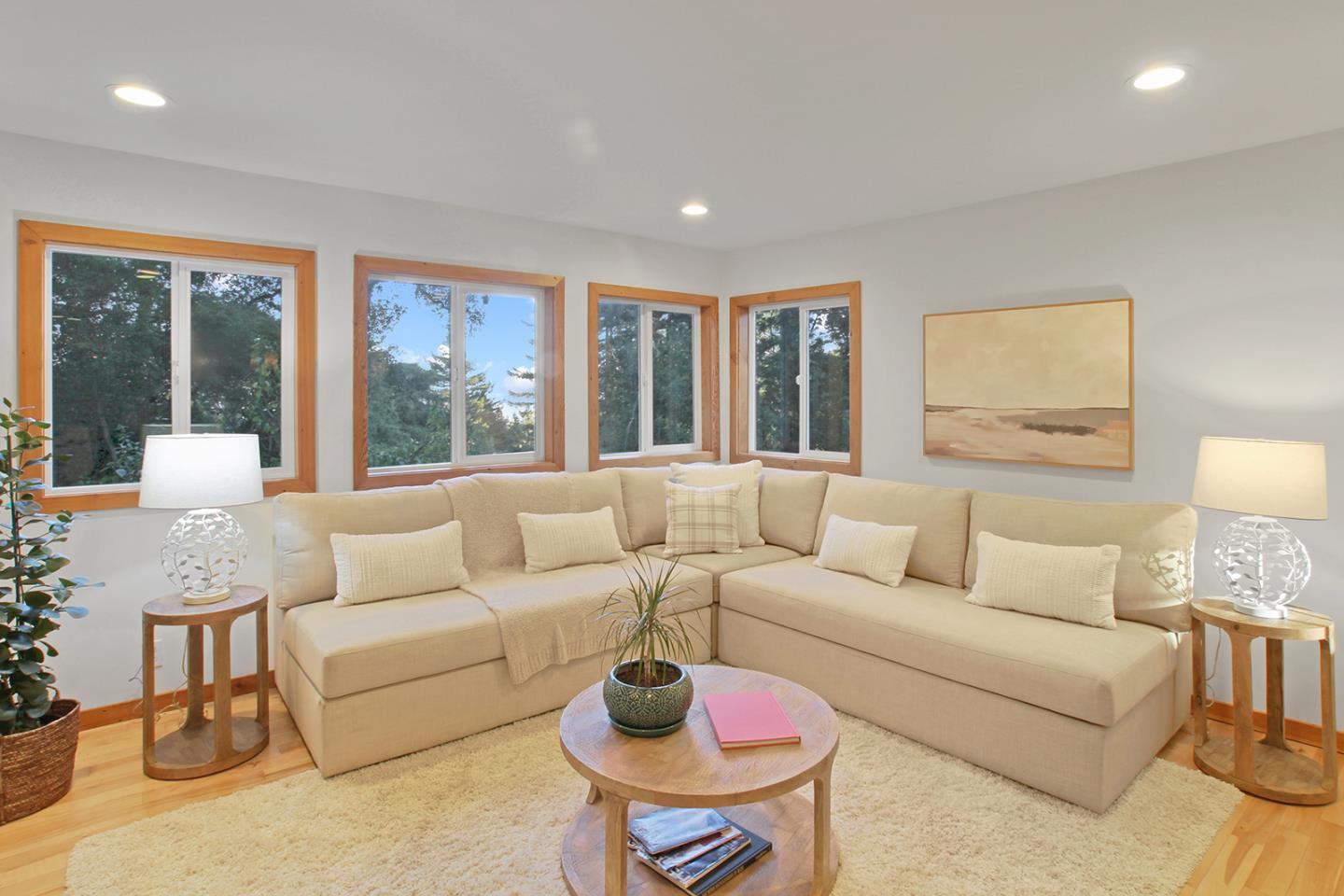 12 Skylonda Drive