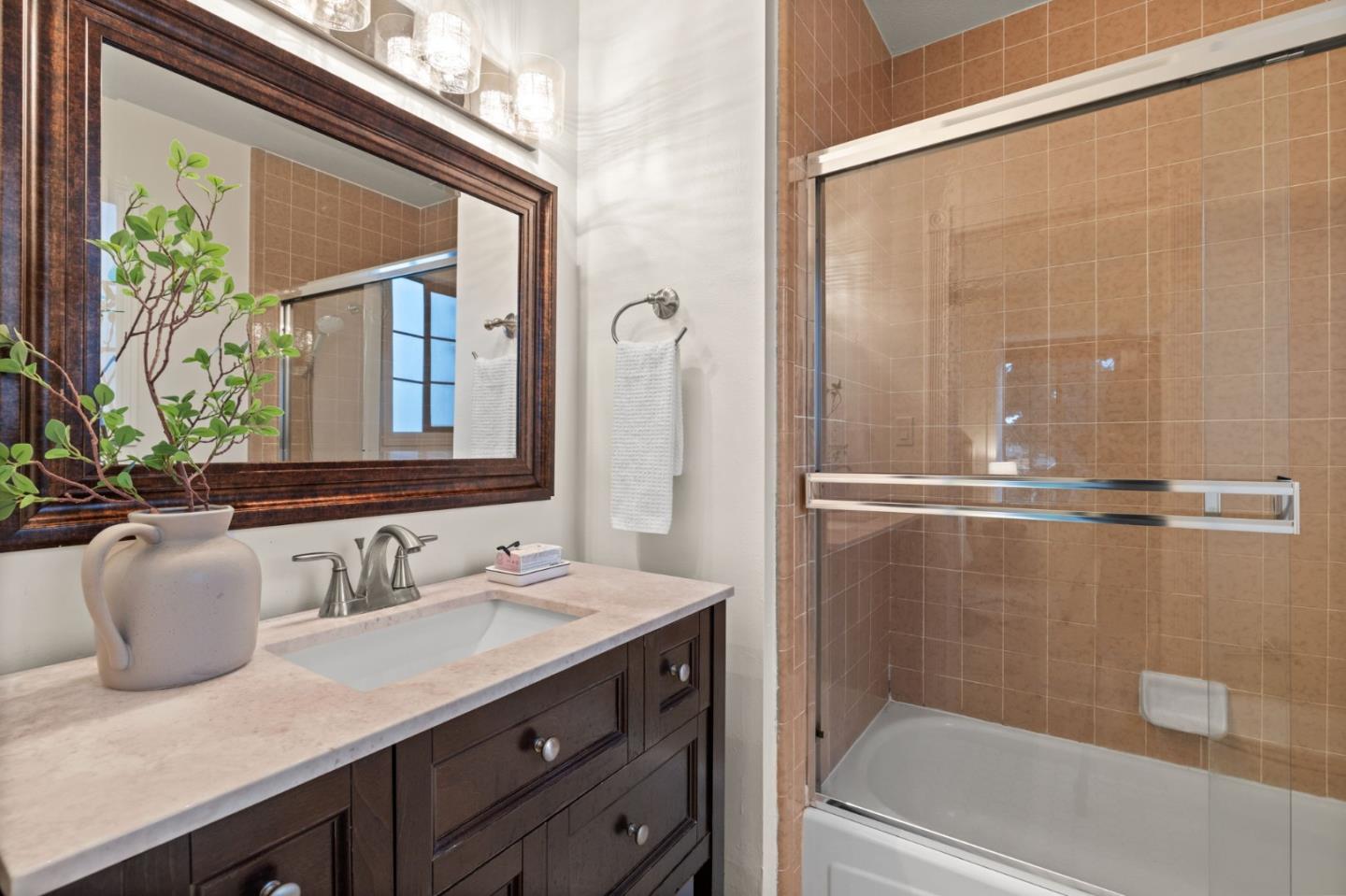 1432 San Carlos Avenue Unit: 3