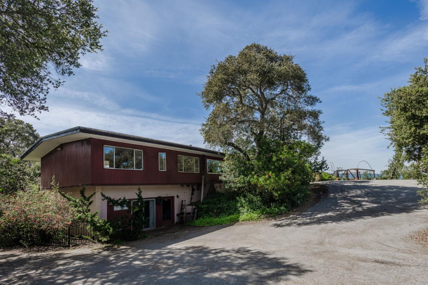640 Los Trancos Road