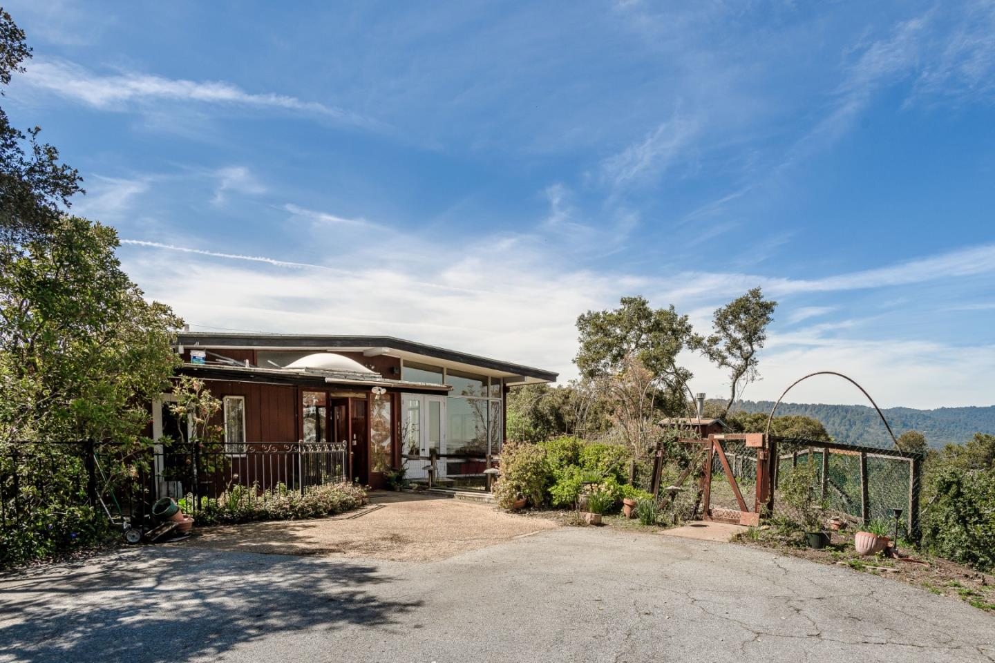 640 Los Trancos Road