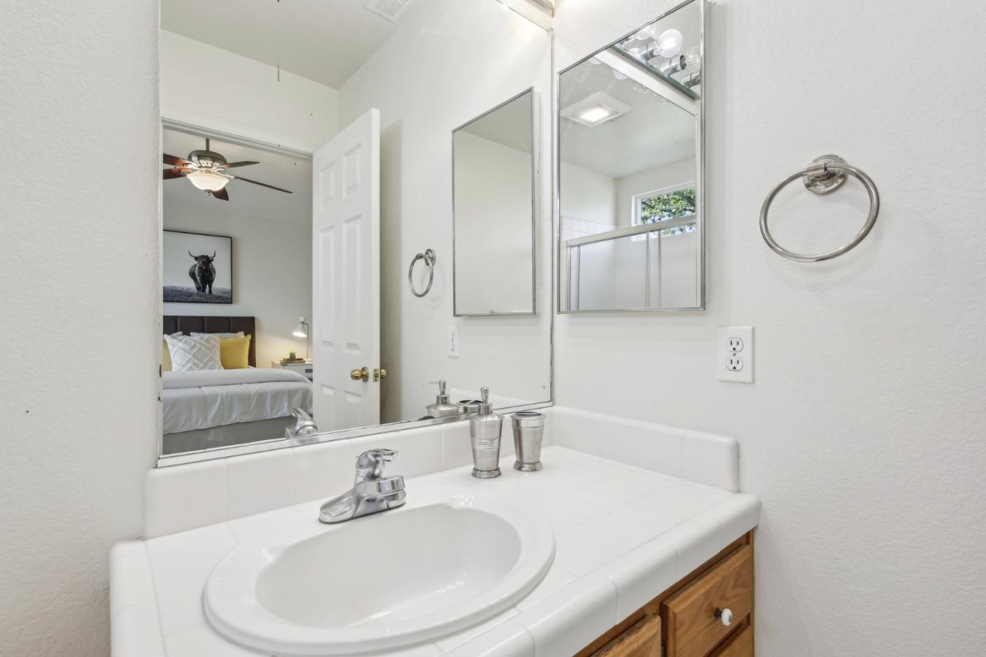 1439 Grey Hawk Way