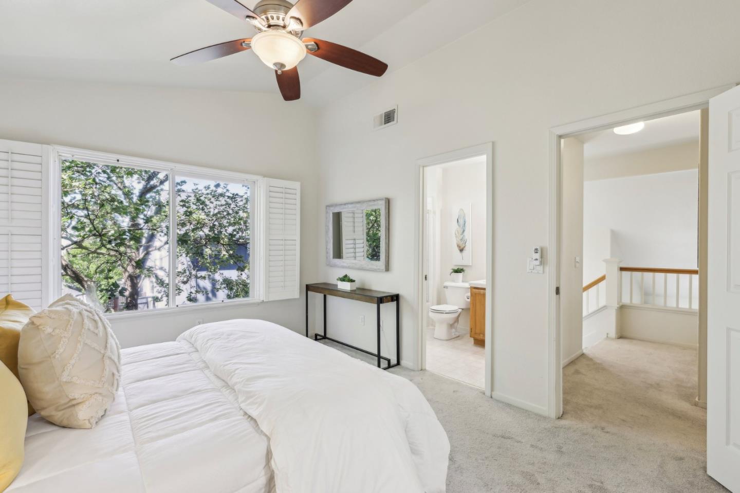 1439 Grey Hawk Way