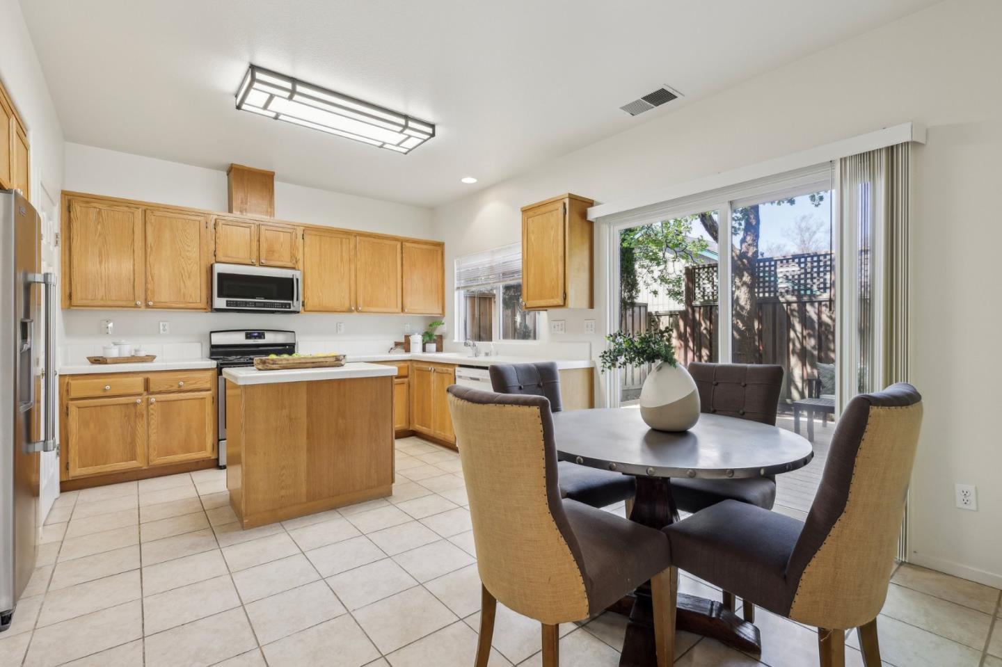 1439 Grey Hawk Way