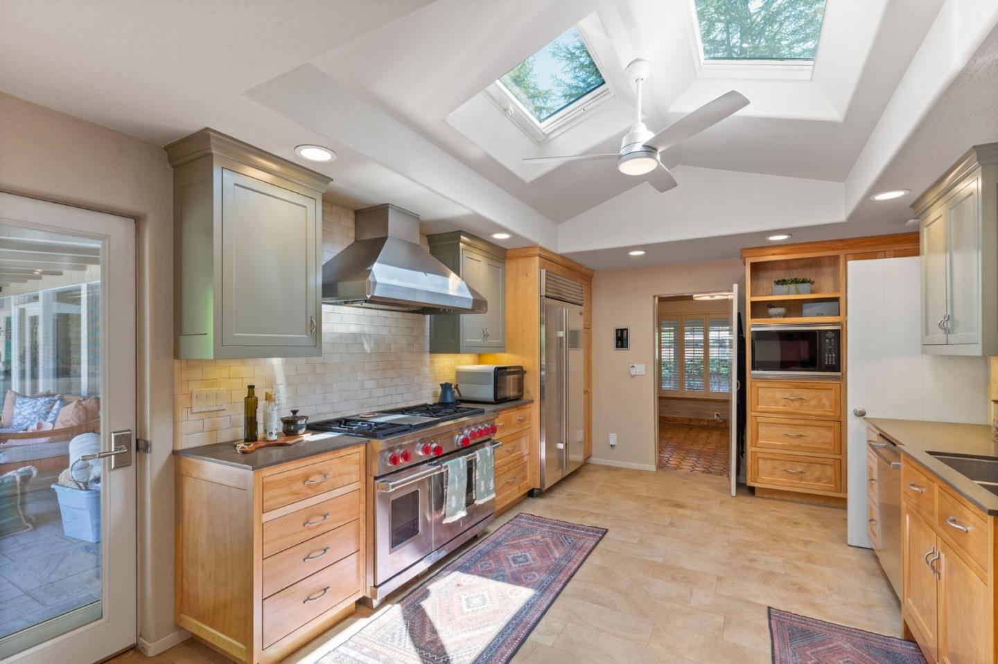 690 Torwood Lane