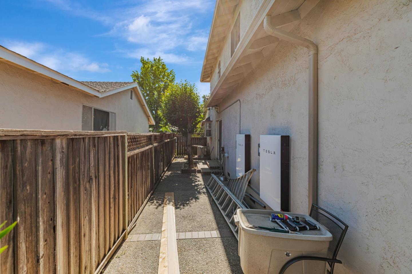 7609 Santa Paula Drive