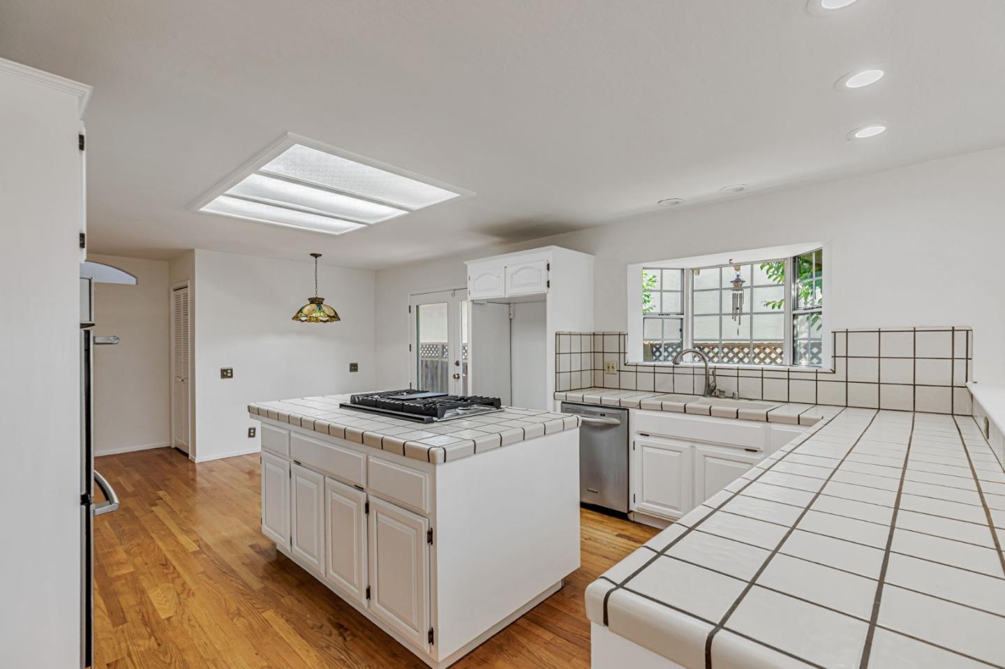 7609 Santa Paula Drive