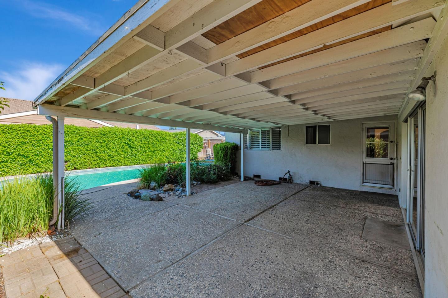 7609 Santa Paula Drive