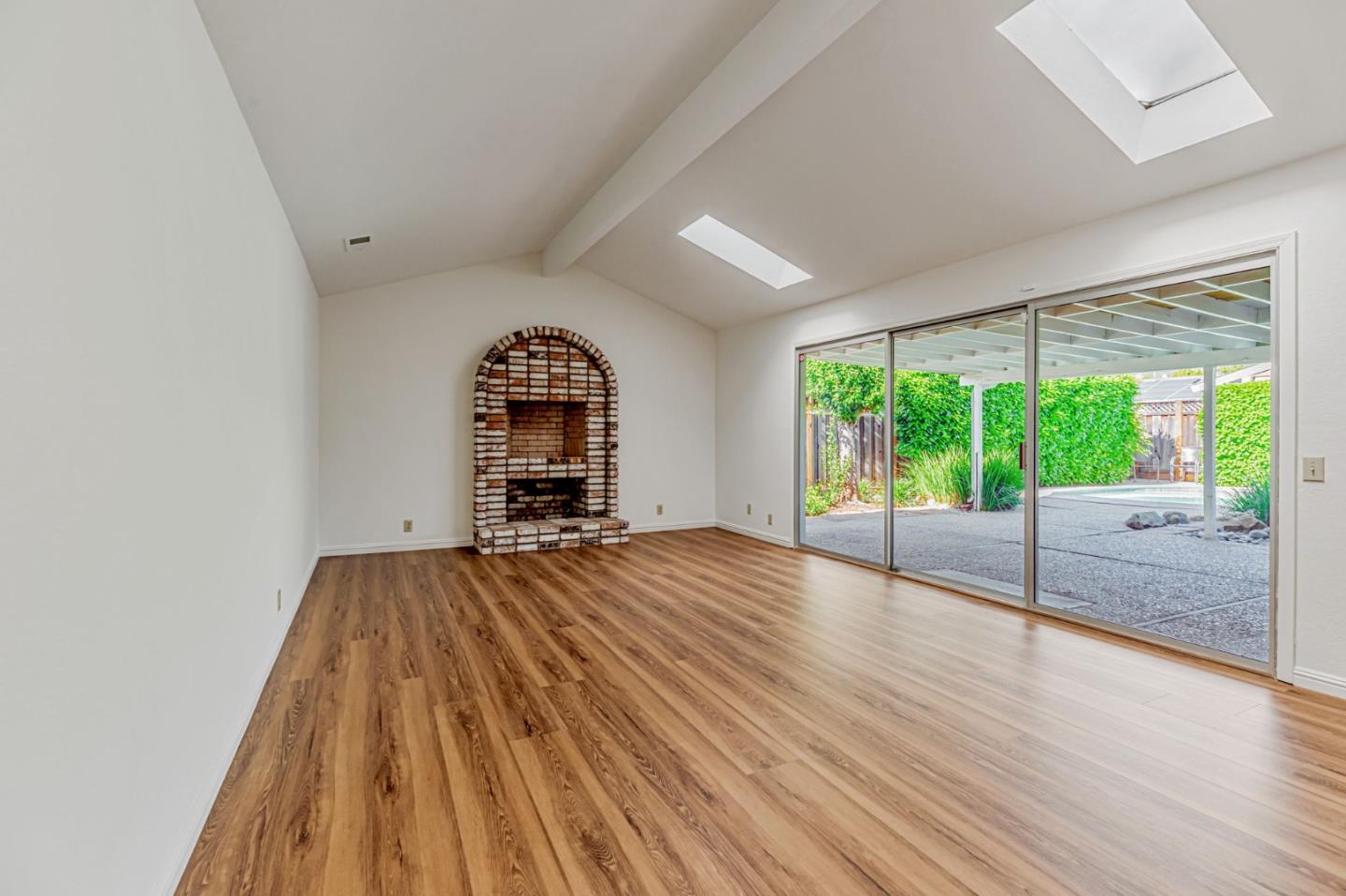 7609 Santa Paula Drive