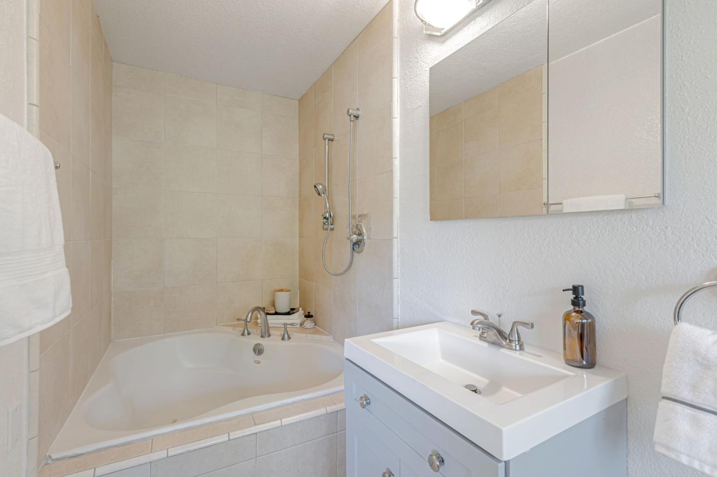 3308 Valley Forge Way