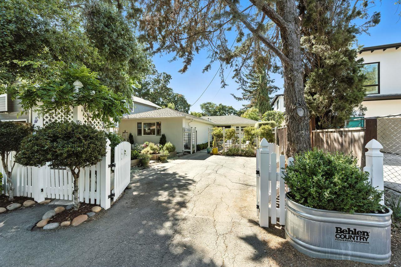 1422 West Selby Lane