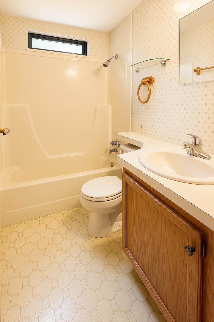 440 Moffett Boulevard Unit: 134