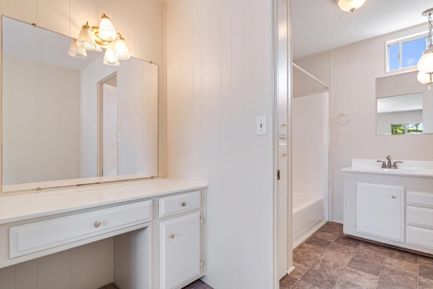 26 Tiffany Place Unit: 26