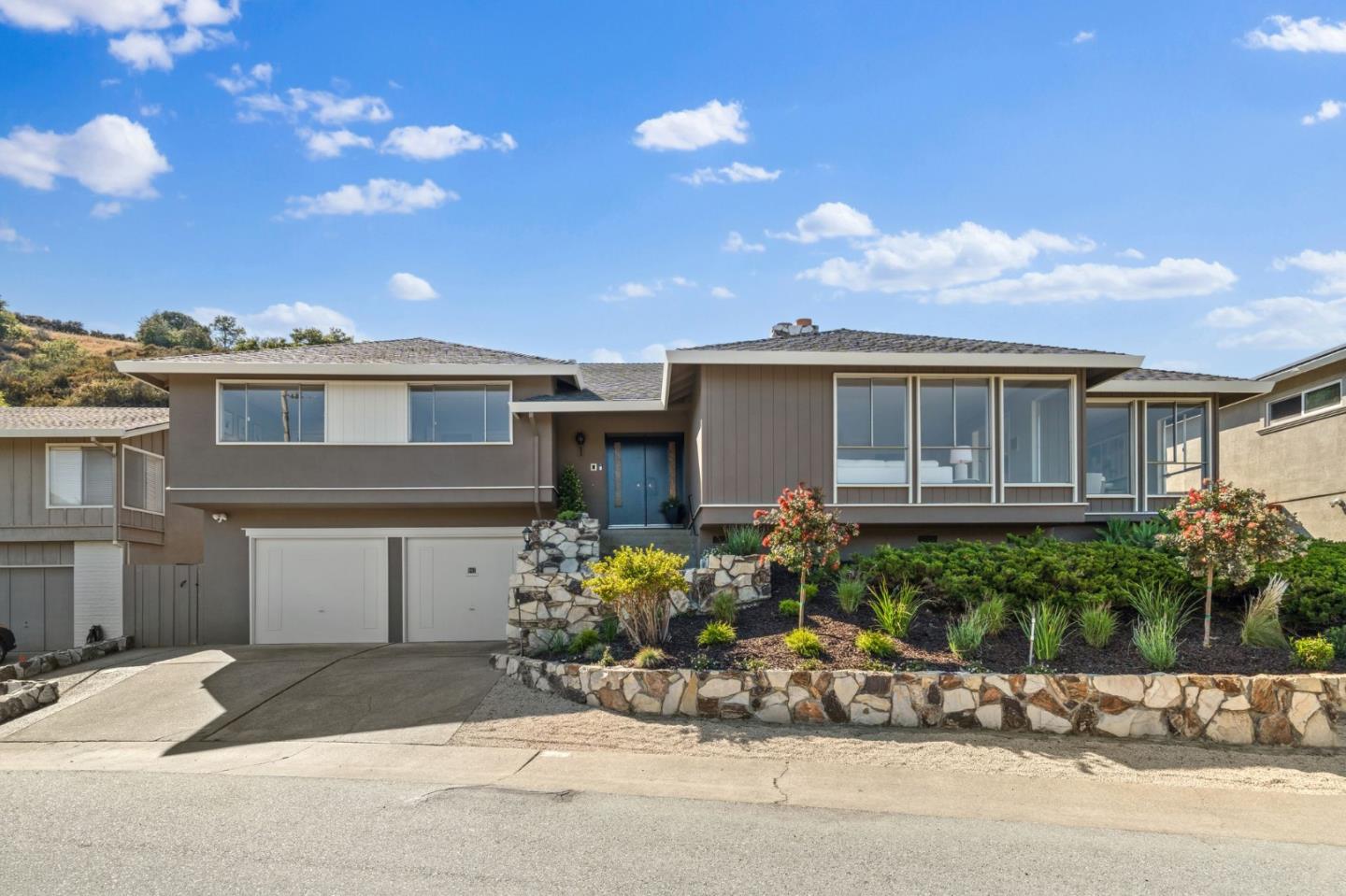 942 Viewridge DR