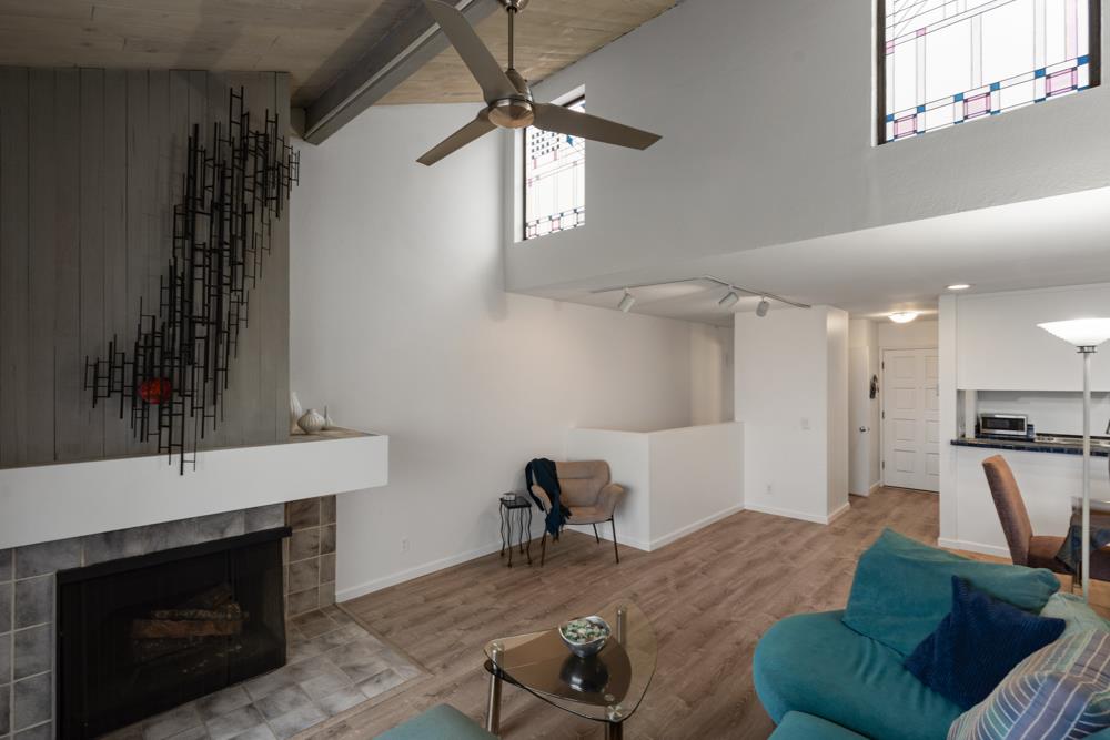 2101 Shore Line Drive 212