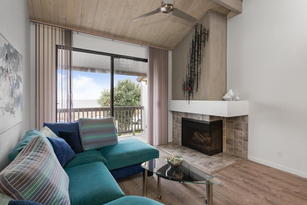 2101 Shore Line Drive 212