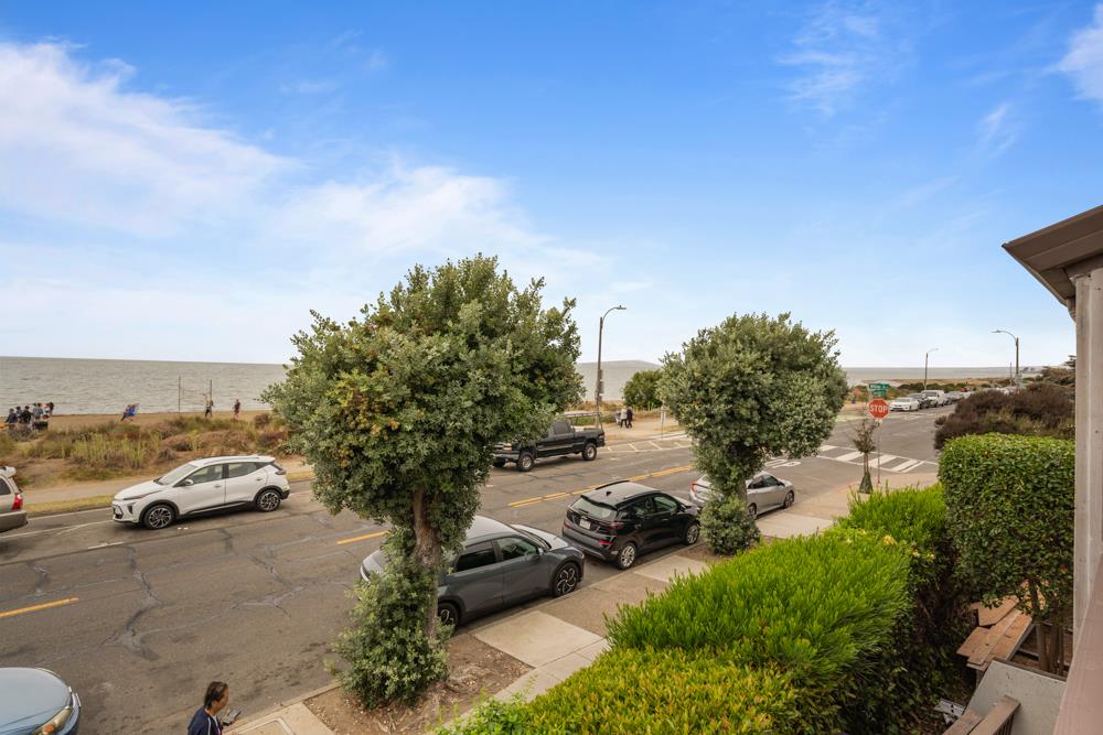 2101 Shore Line Drive 212