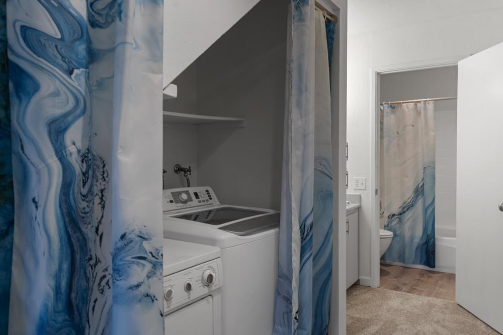 2101 Shore Line Drive 212