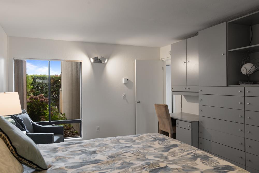 2101 Shore Line Drive 212