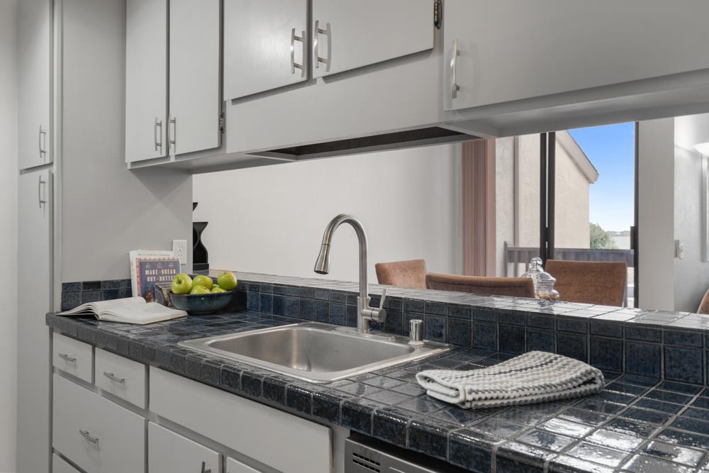 2101 Shore Line Drive 212