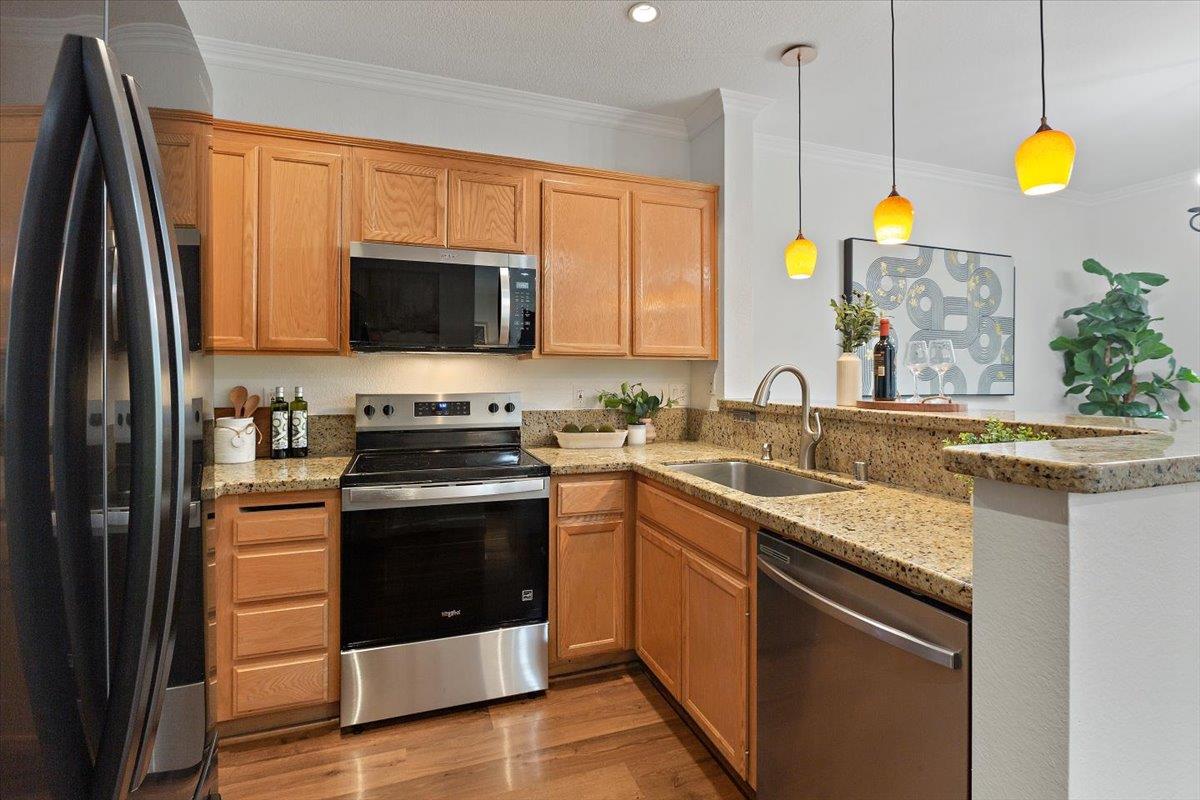 250 Santa Fe Terrace 128