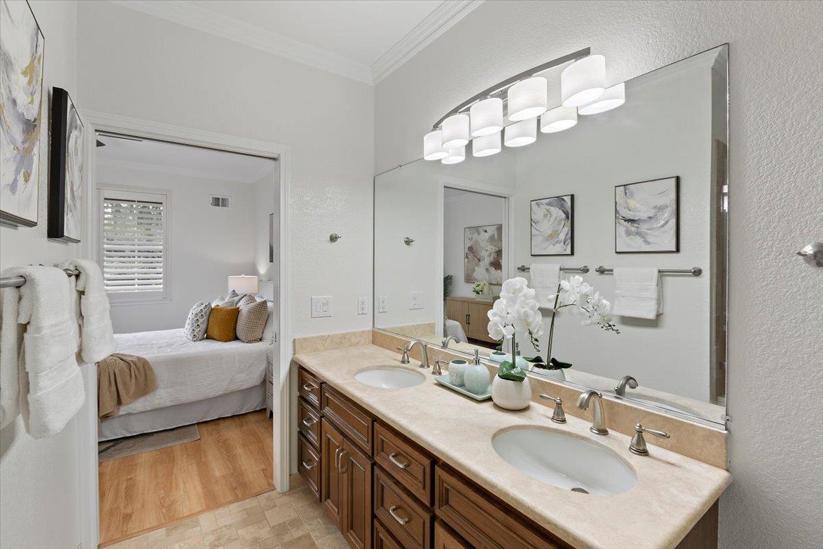 250 Santa Fe Terrace 128