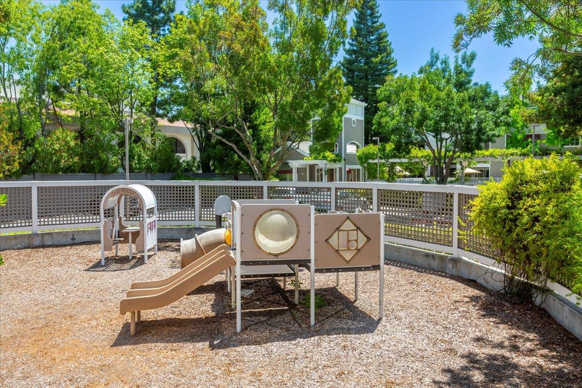 250 Santa Fe Terrace 128