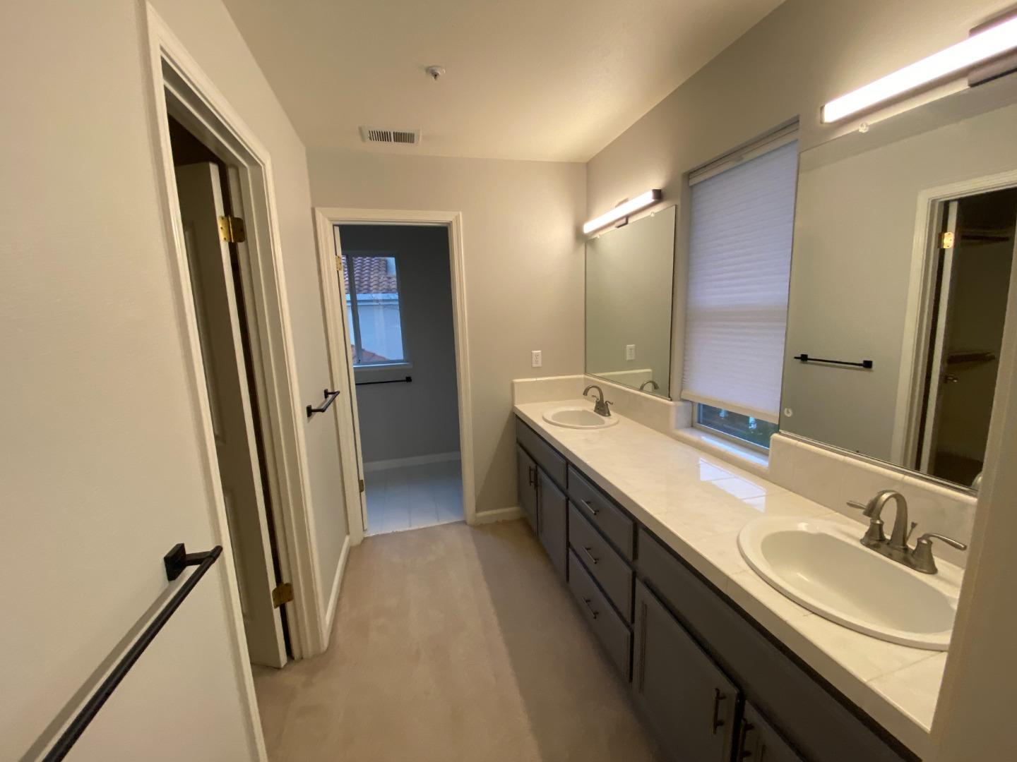 15600 La Jolla Drive