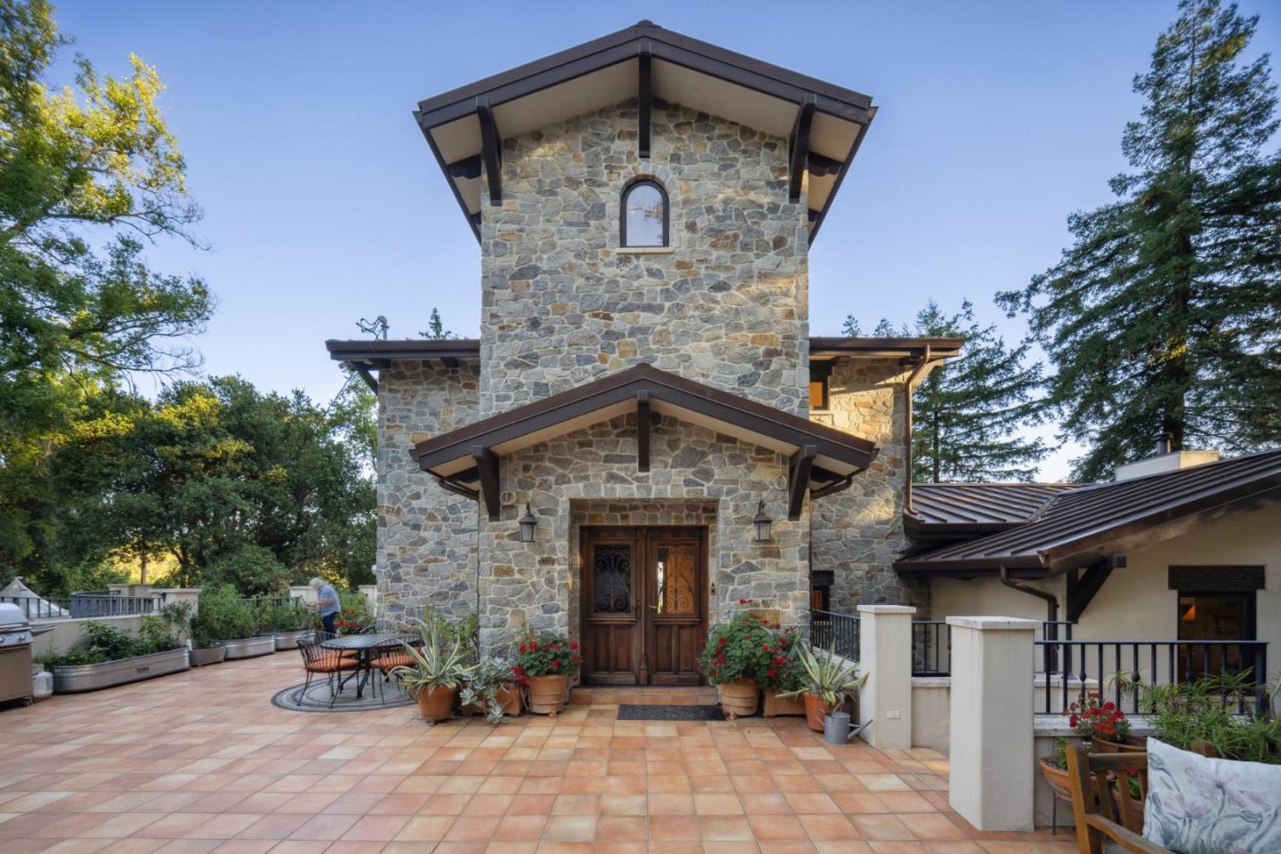 25200 Loma Prieta Avenue