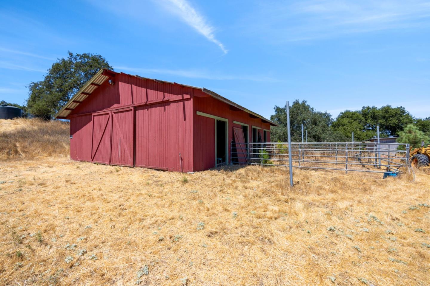 5096 Fallen Oak Drive