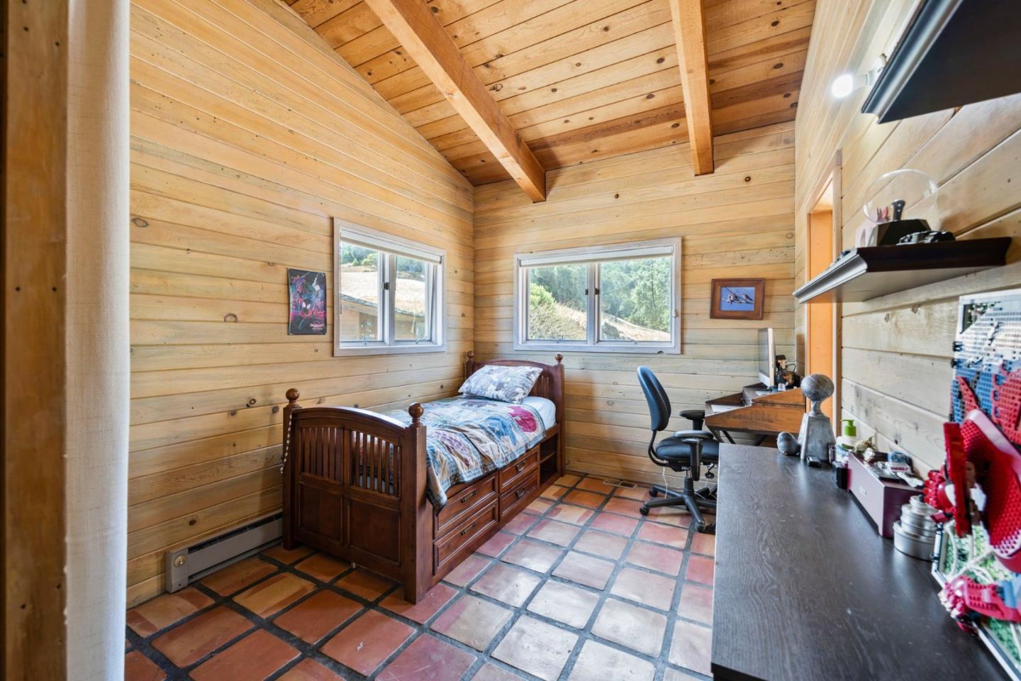 5096 Fallen Oak Drive