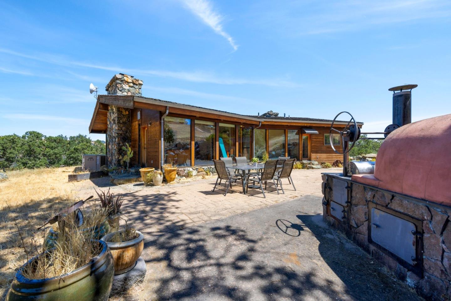 5096 Fallen Oak Drive
