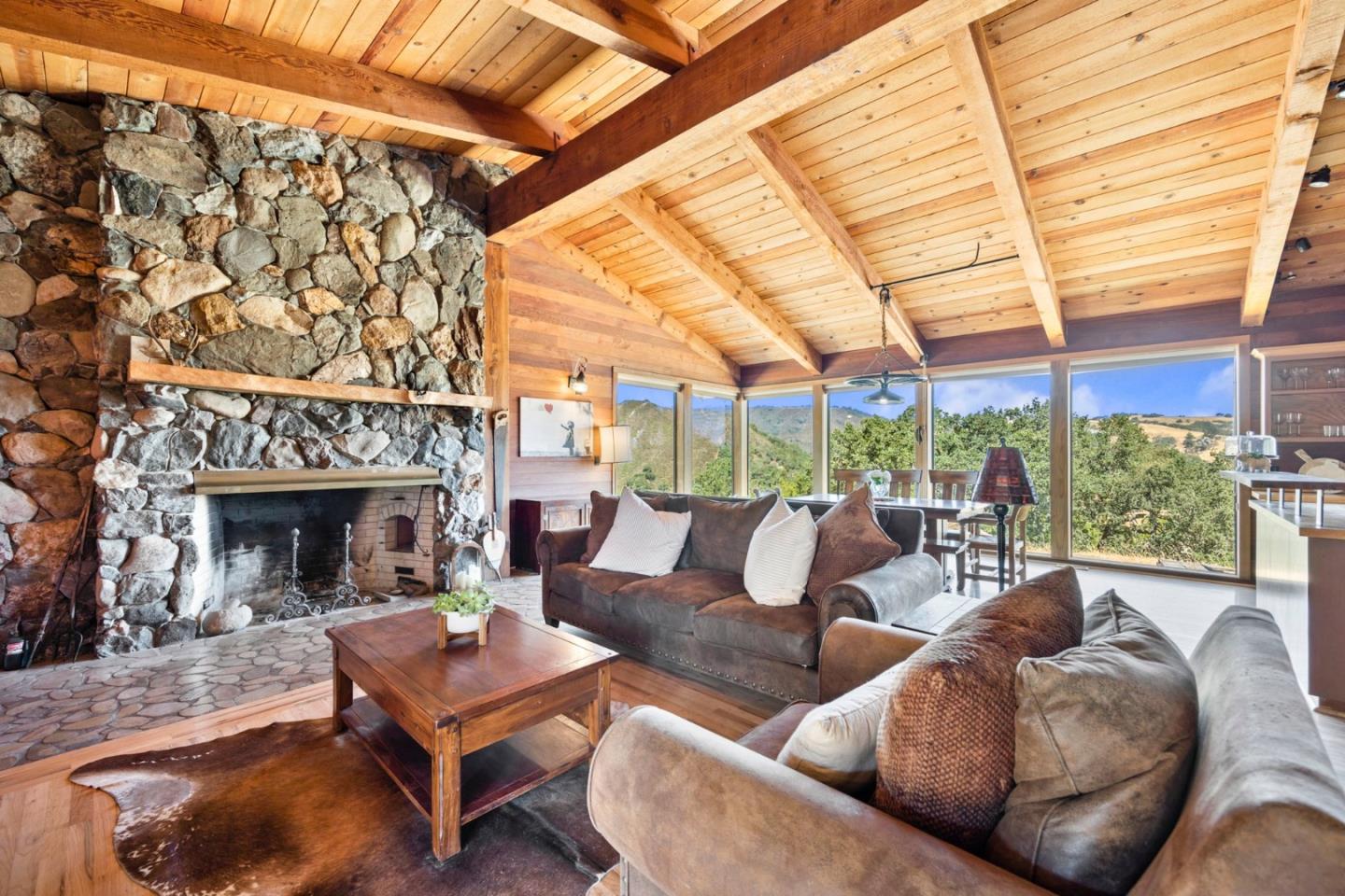 5096 Fallen Oak Drive