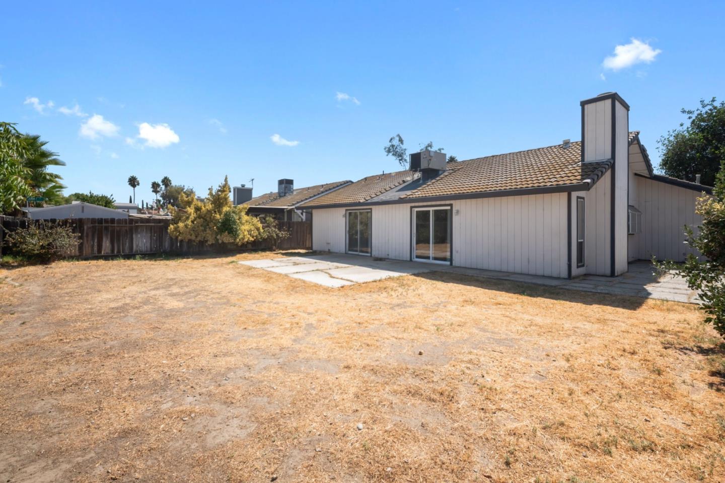 1024 Walnutwood Court