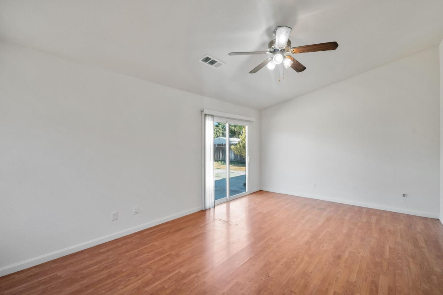 1024 Walnutwood Court