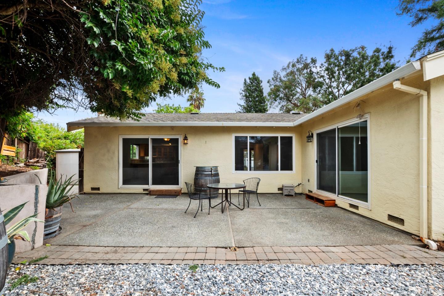 1091 Century Drive