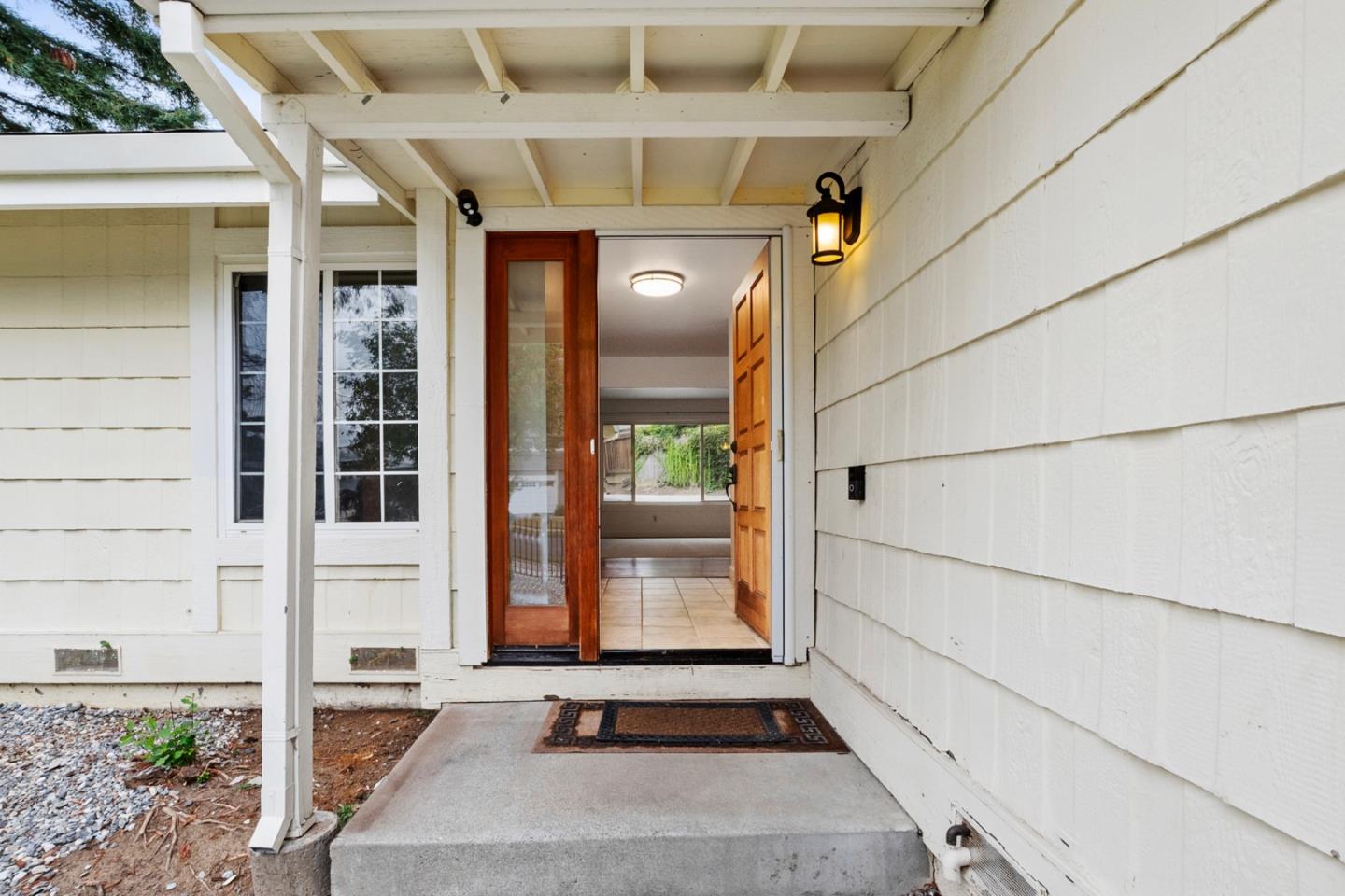 1091 Century Drive