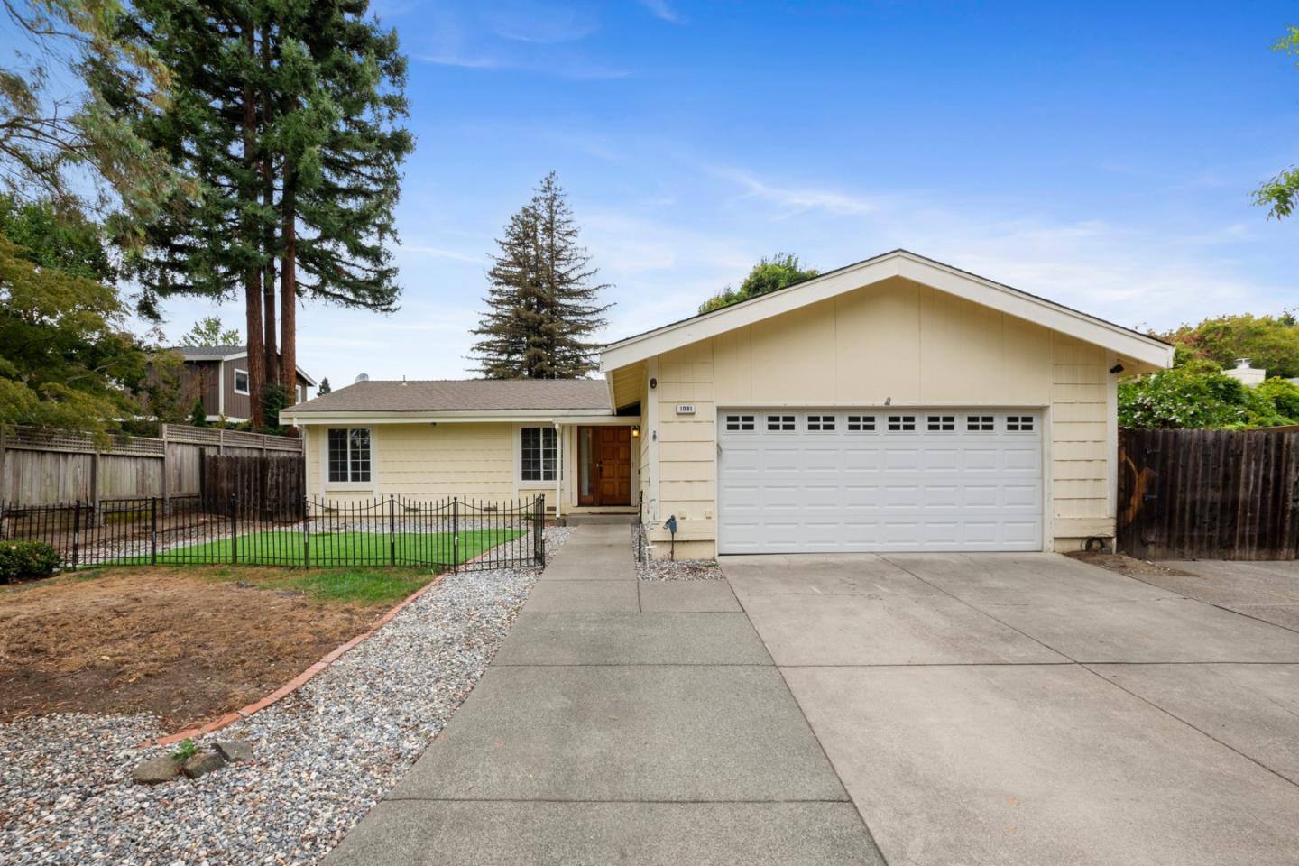 1091 Century Drive