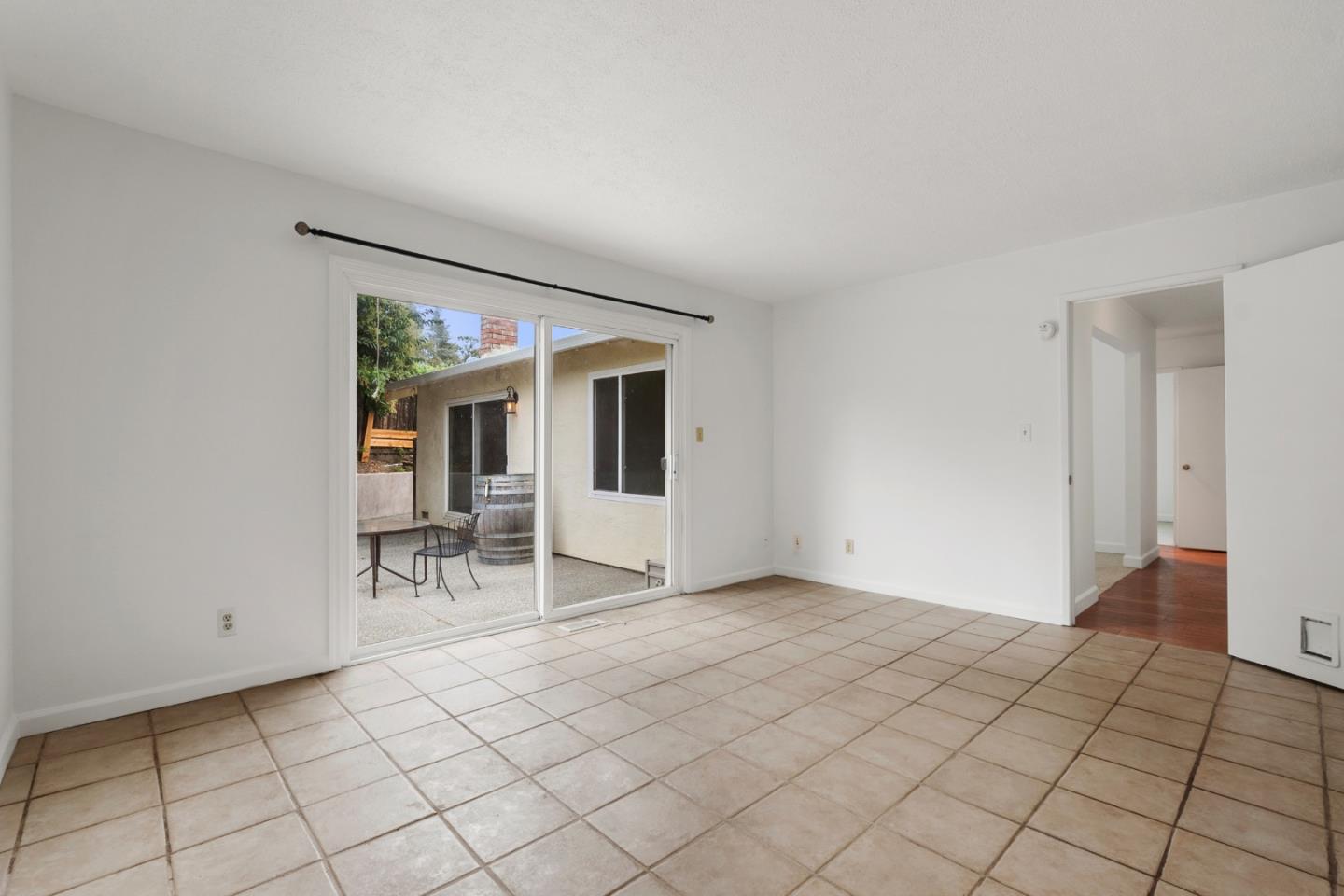 1091 Century Drive